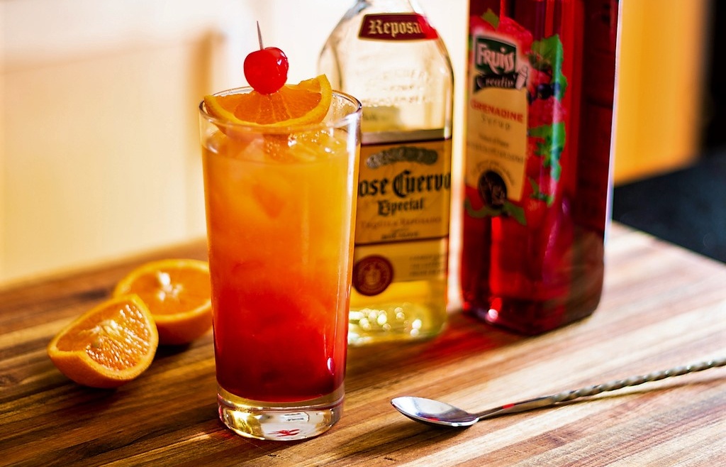 Tequila Sunrise